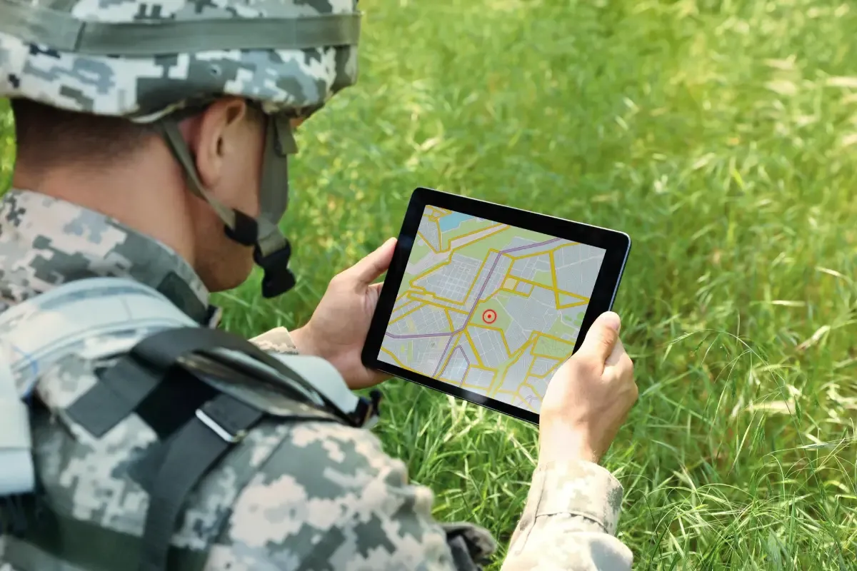 Disaster Managements with Maps in Real-Time