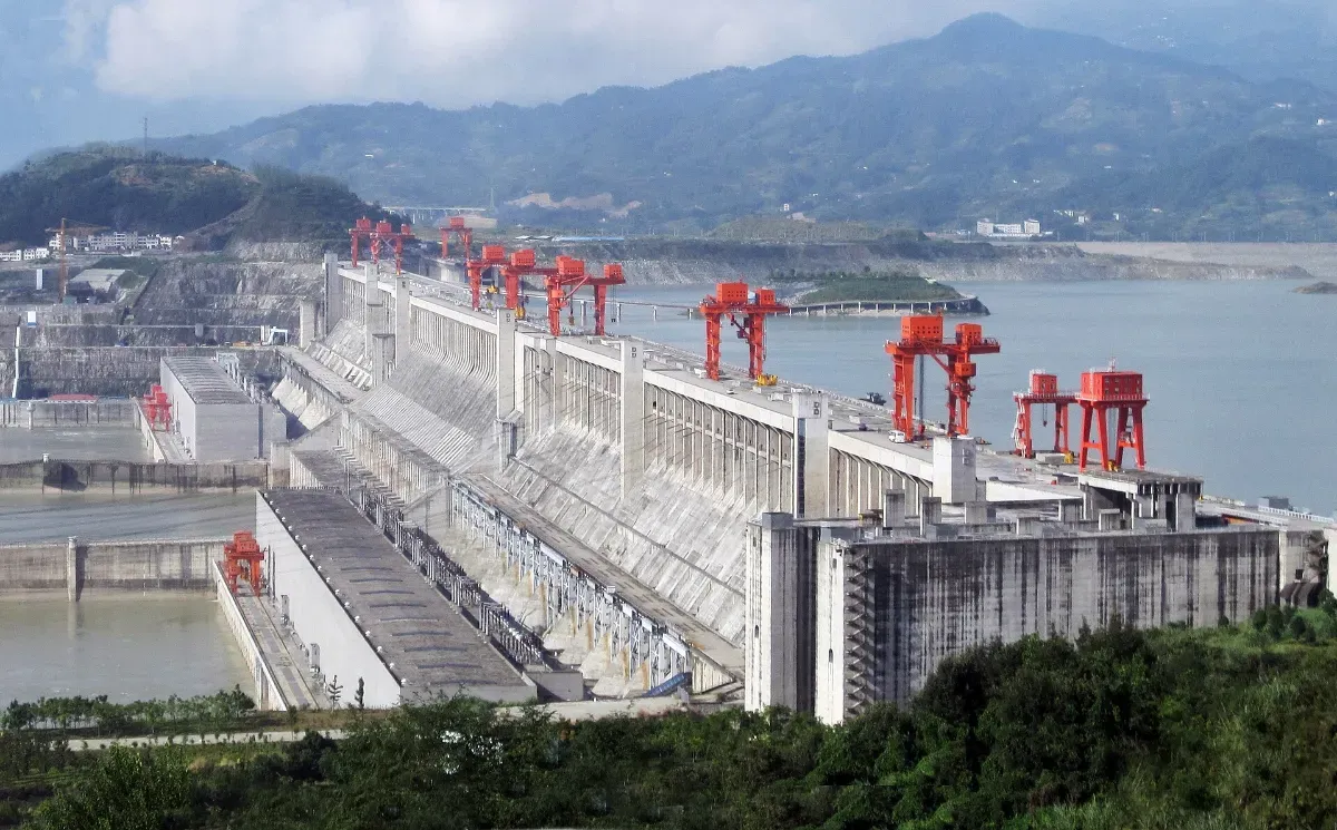 Three Gorges Dam project success with GIS