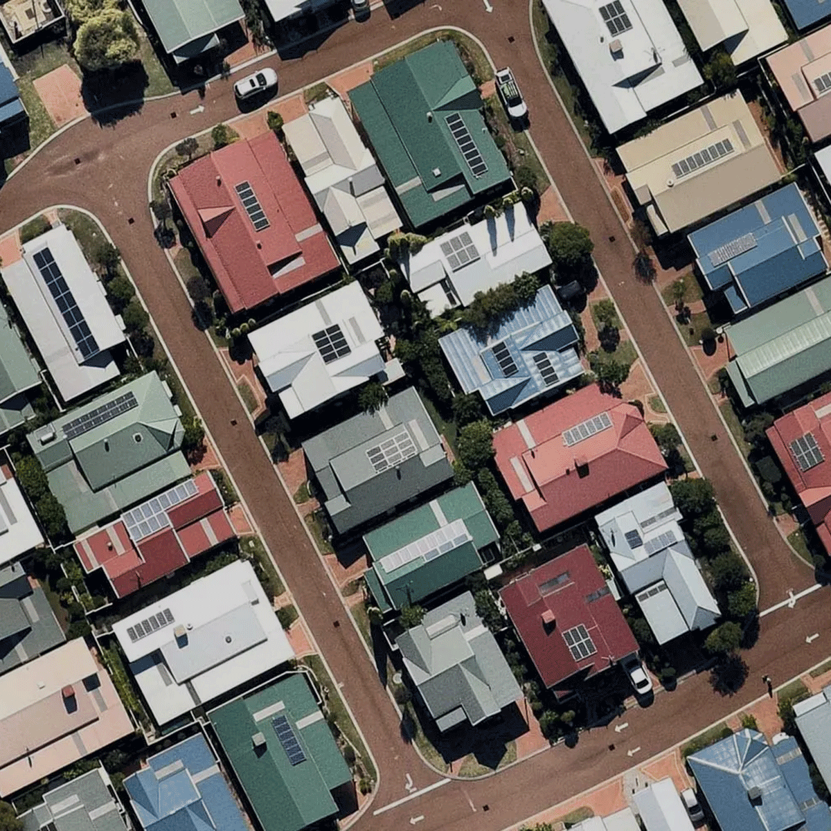 Animated aerial feature extraction over housing